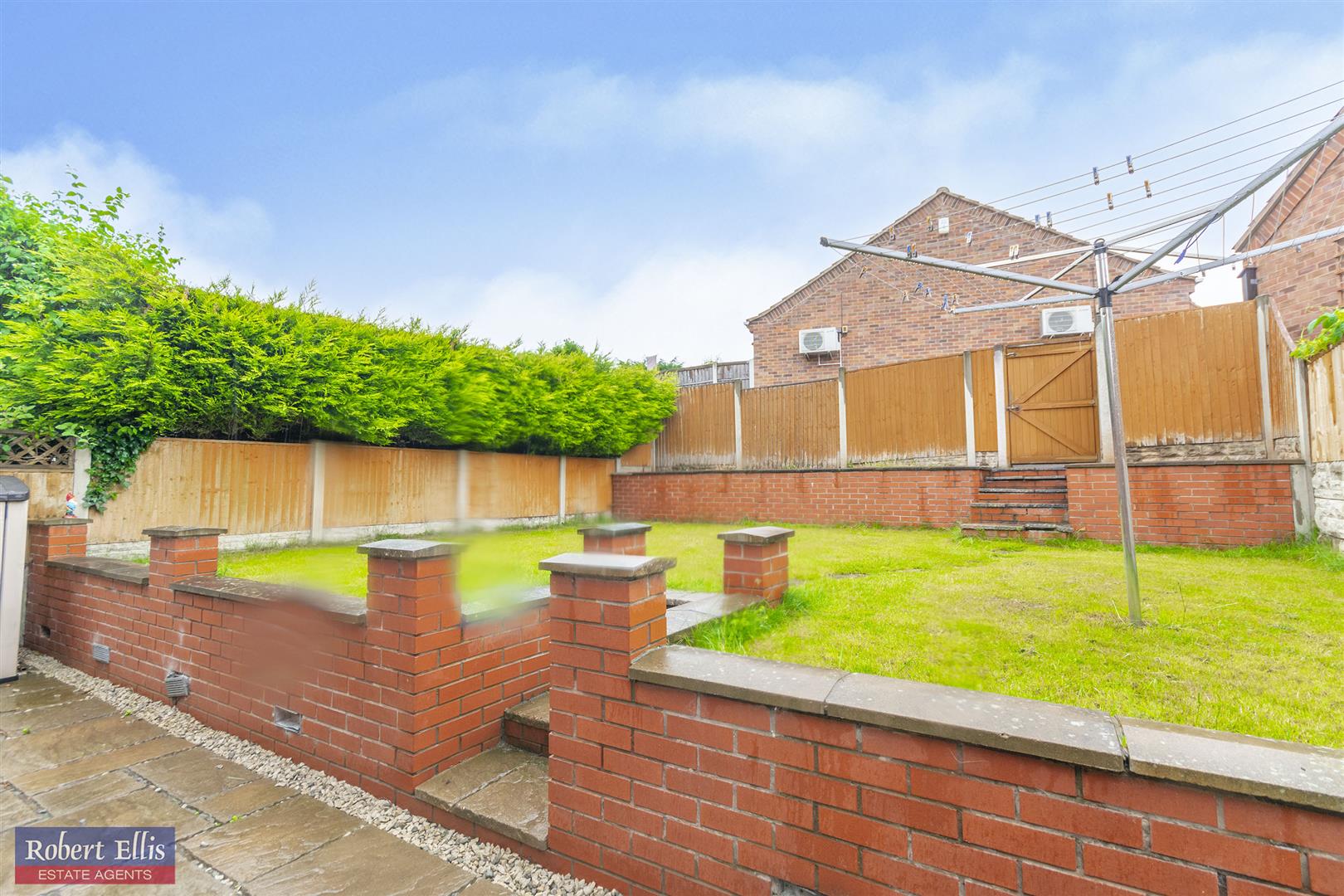 High Road, Beeston, Nottingham Robert Ellis Estate Agents